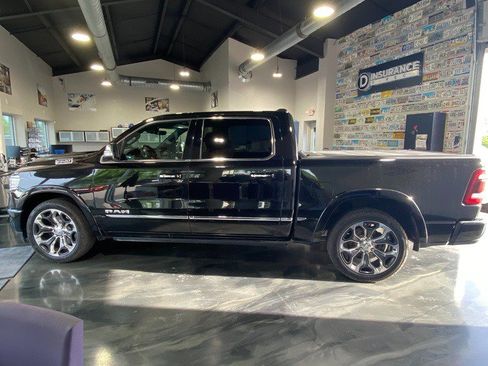 Used 2019 RAM 1500 Limited AWD/4WD image 3
