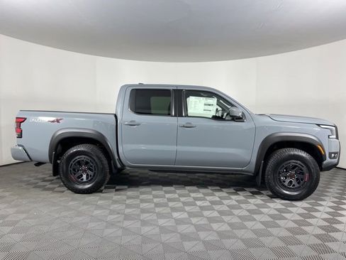New 2026 Nissan Frontier PRO-4X w/ Tow Package AWD/4WD image 12