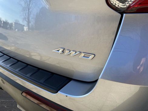 Used 2022 Ford Explorer XLT w/ Equipment Group 202A image 44