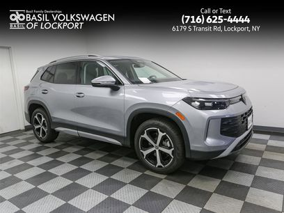 New 2025 Volkswagen Tiguan SE