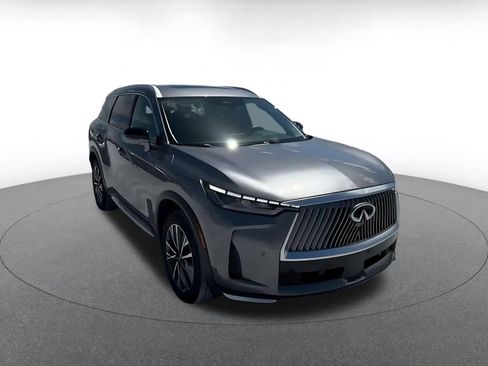 Used 2026 INFINITI QX60 Luxe FWD image 3