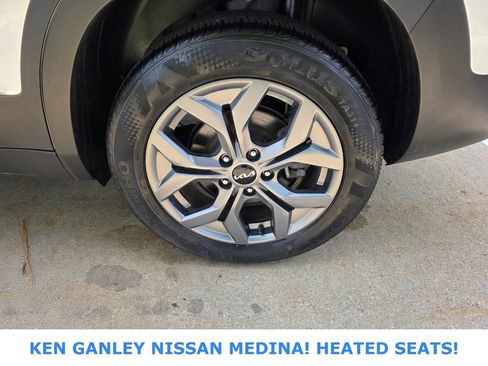 Used 2024 Kia Seltos S AWD/4WD image 20