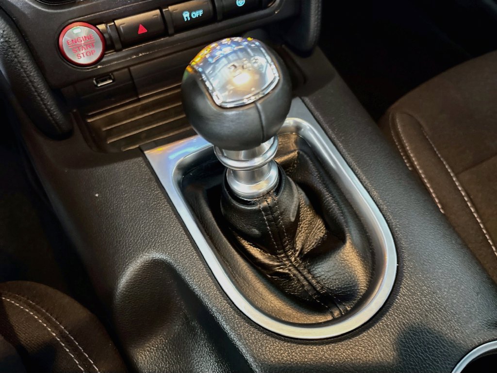Used 2023 Ford Mustang Coupe RWD image 17