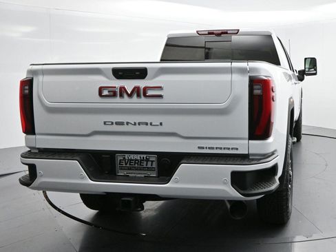 Used 2026 GMC Sierra 3500 Denali w/ Denali Reserve Package AWD/4WD image 6