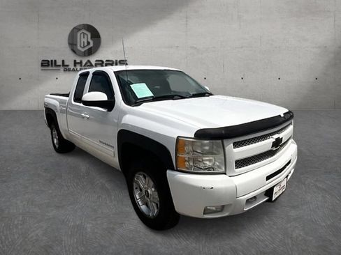 Used 2011 Chevrolet Silverado 1500 LT w/ All-Star Edition AWD/4WD image 4
