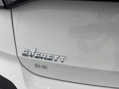 New 2026 Volkswagen Taos SE image 34