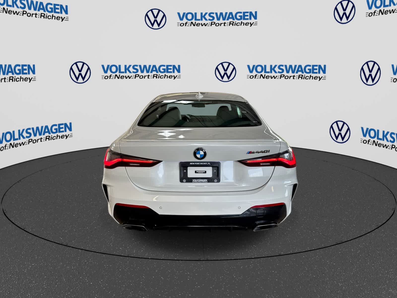 Used 2022 BMW M440i Coupe RWD image 13