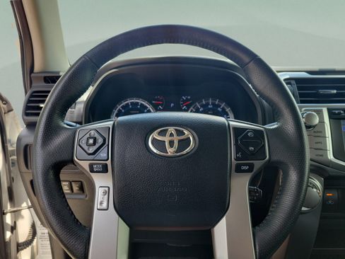 Used 2017 Toyota 4Runner SR5 Premium RWD image 20