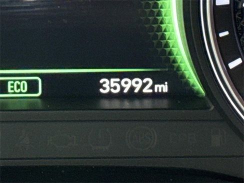 Used 2020 Genesis G70 3.3T w/ Prestige Package image 29