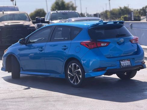 Used 2017 Toyota Corolla iM w/ Carpet Mat Package FWD image 3