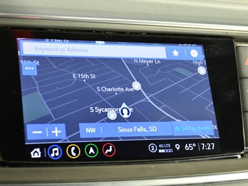 Used 2024 Buick Enclave Premium AWD/4WD image 26