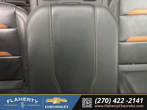 Used 2024 GMC Sierra 1500 AT4 w/ Technology Package image 33