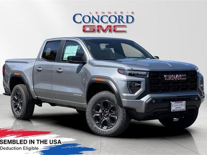 New 2025 GMC Canyon Elevation w/ Convenience Package