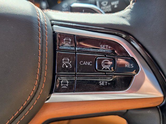 Used 2025 Jeep Grand Cherokee L Summit AWD/4WD image 34
