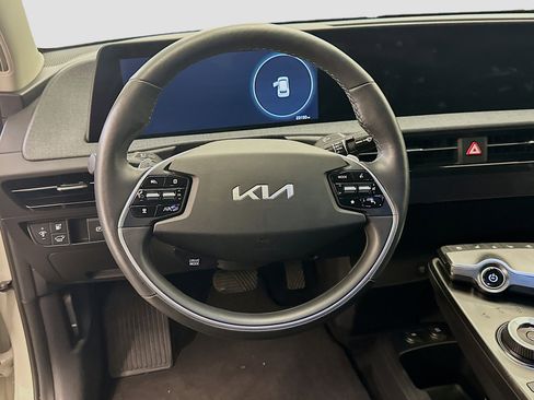 Used 2023 Kia EV6 Wind image 18