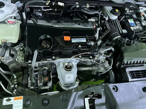 Used 2019 Honda Civic Sport image 29
