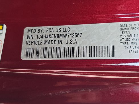 Used 2021 Jeep Wrangler Unlimited Sahara image 34