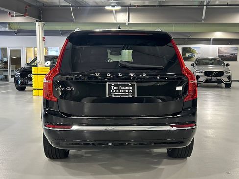 Used 2023 Volvo XC90 T8 Plus w/ Protection Package Premier AWD/4WD image 3