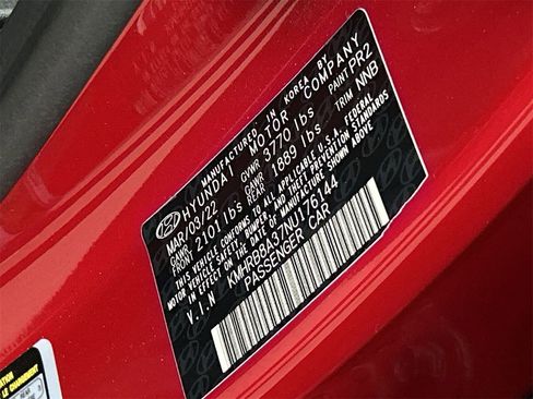 Used 2022 Hyundai Venue SE image 29