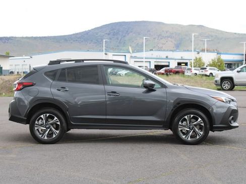 Used 2025 Subaru Crosstrek 2.0i Premium AWD/4WD image 7