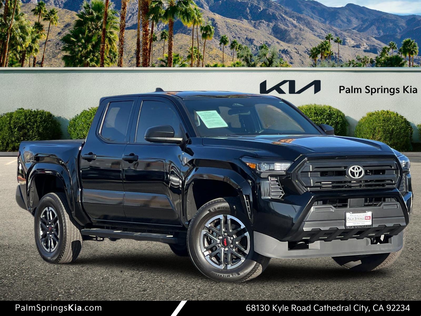 Used 2025 Toyota Tacoma SR AWD/4WD image 1