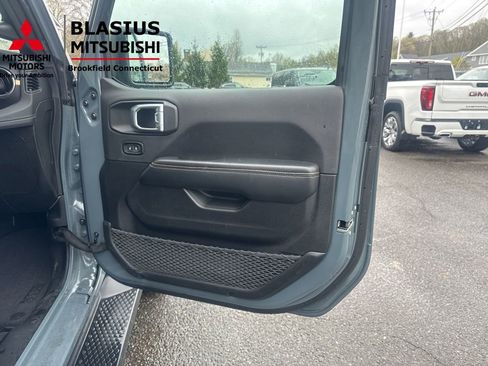 Used 2024 Jeep Wrangler Unlimited Sahara w/ Safety Group AWD/4WD image 29