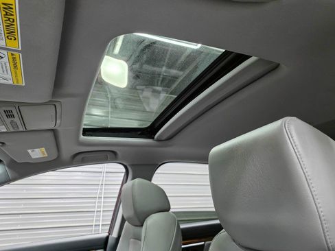 Used 2019 Honda CR-V Touring image 18