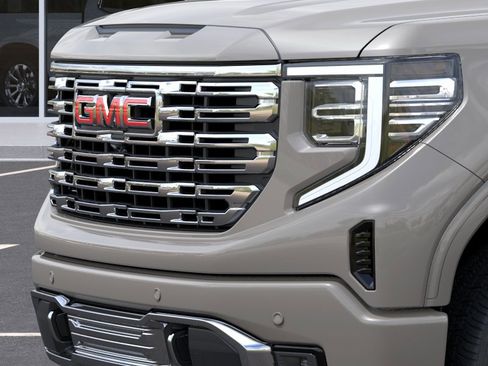 New 2026 GMC Sierra 1500 Denali w/ Denali Reserve Package AWD/4WD image 14