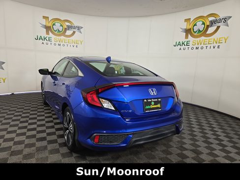 Used 2018 Honda Civic EX-T image 6