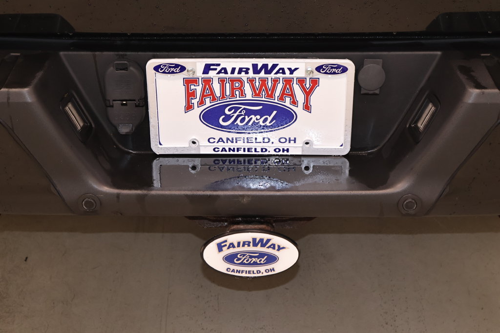 Used 2015 Ford F150 Platinum w/ Equipment Group 701A Luxury AWD/4WD image 45