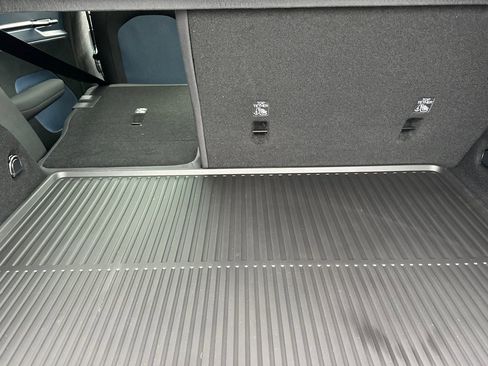 New 2026 Volvo EX30 Ultra w/ Climate Package image 16