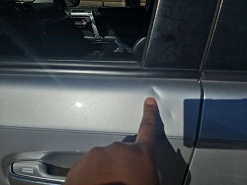 Used 2011 Toyota 4Runner Limited image 15