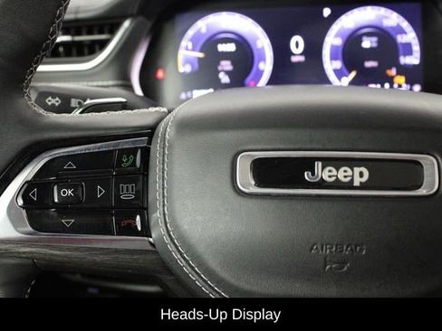 Used 2022 Jeep Grand Cherokee L Overland w/ Advanced Protech Group III AWD/4WD image 8