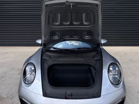 Certified 2021 Porsche 911 Carrera RWD image 24