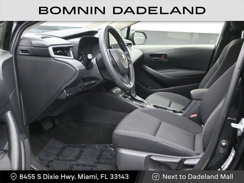 Used 2024 Toyota Corolla LE image 11