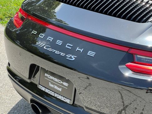 Certified 2019 Porsche 911 Carrera 4S AWD/4WD image 9