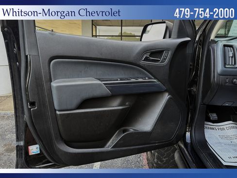 Used 2020 Chevrolet Colorado Z71 AWD/4WD image 11