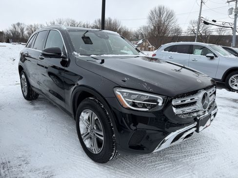 Certified 2022 Mercedes-Benz GLC 300 GLC 300 image 2