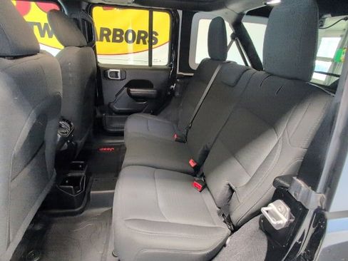 Used 2020 Jeep Wrangler Unlimited Sport image 26