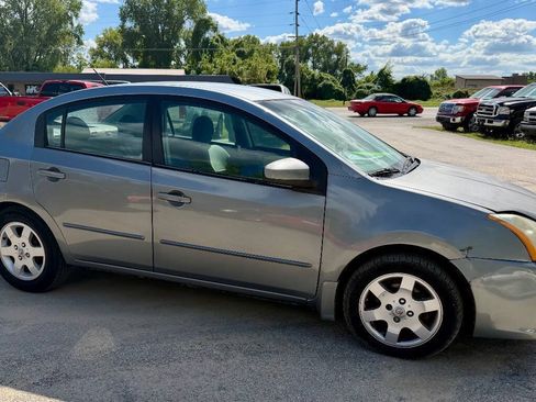 Used 2010 Nissan Sentra 2.0 FWD image 10