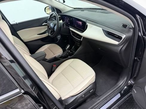 Used 2024 Buick Encore GX Avenir w/ Avenir Convenience Package FWD image 41