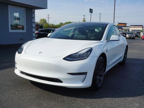 Used 2019 Tesla Model 3 Long Range image 1