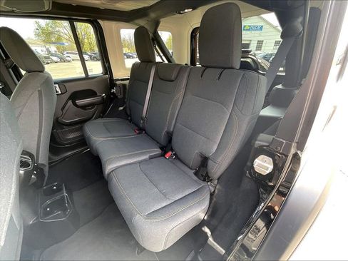 Used 2024 Jeep Wrangler Unlimited Sport AWD/4WD image 25