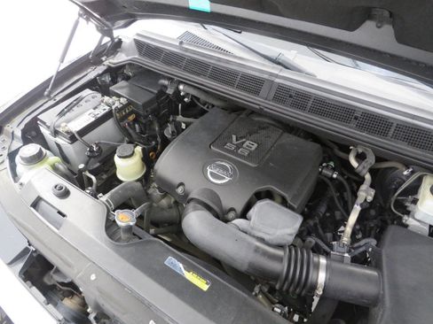 Used 2015 Nissan Armada Platinum w/ Platinum Reserve Package RWD image 30