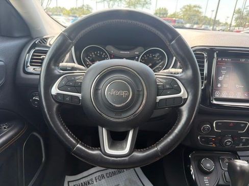 Used 2019 Jeep Compass Limited AWD/4WD image 24