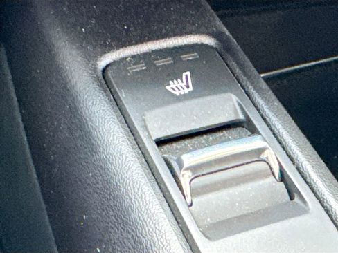 Used 2025 Kia Telluride S image 21