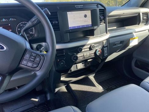 New 2026 Ford F550 4x4 Supercab Super Duty image 13