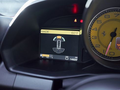 Used 2013 Ferrari 458 Italia Coupe image 69