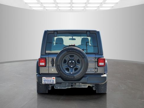 Used 2021 Jeep Wrangler Unlimited Sport image 5