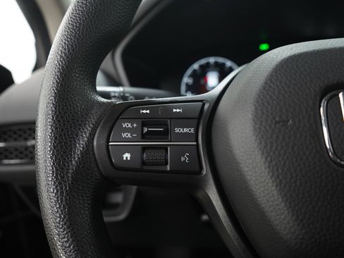 Used 2025 Honda HR-V LX image 25